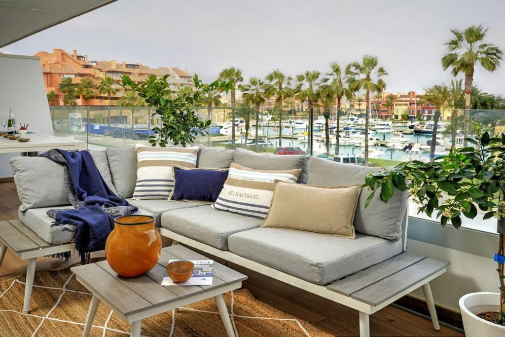 New & Modern Apartment - Marina, Sotogrande Eksteriør billede