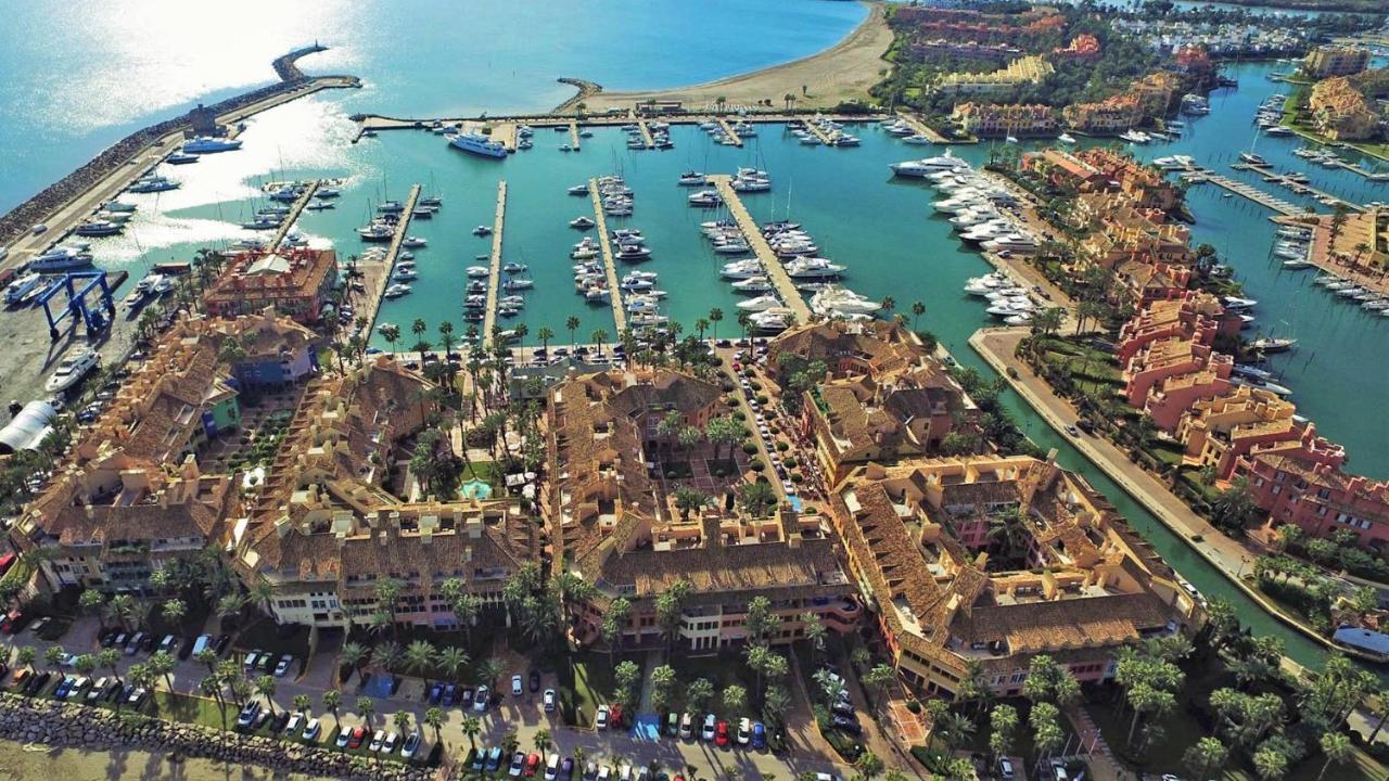 New & Modern Apartment - Marina, Sotogrande Eksteriør billede